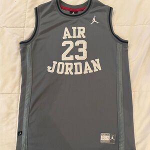 Air Jordan Cool Gray 23 Basketball Youth Jersey Size XL